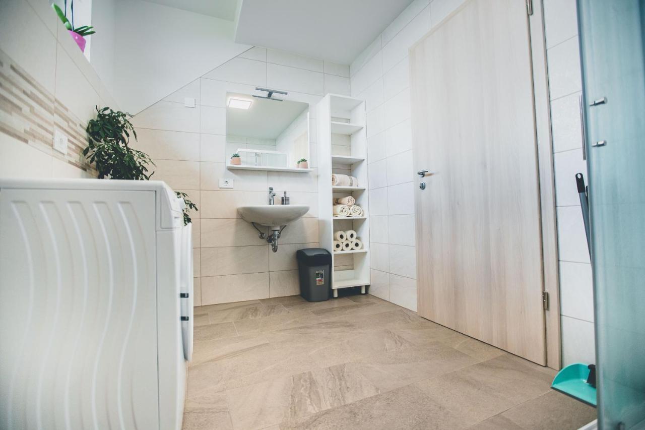 Apartment Apartma Pri Bostjanu *